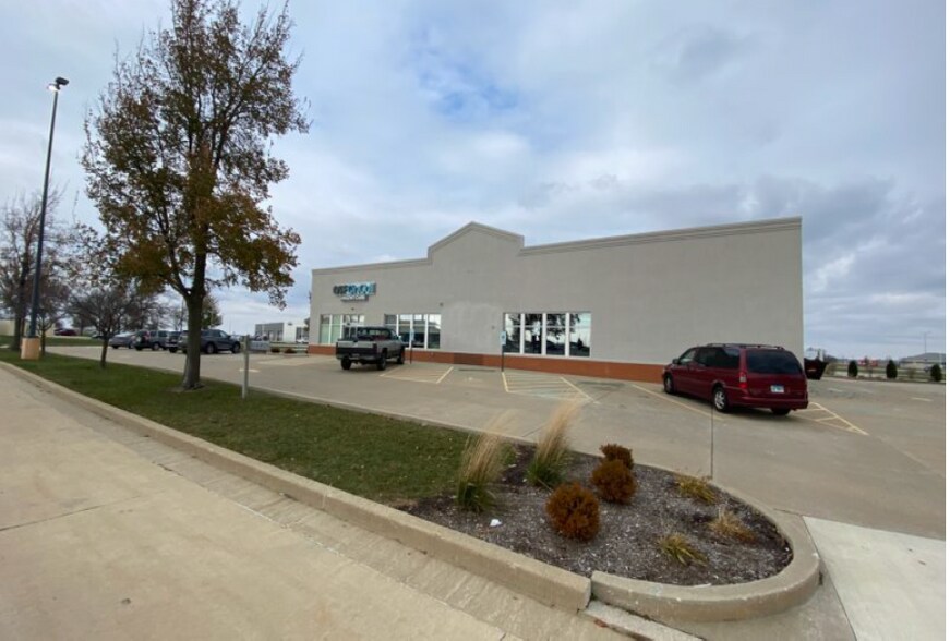 More Photos Of 841 Broadmeadow Rd, Rantoul Flex For Lease