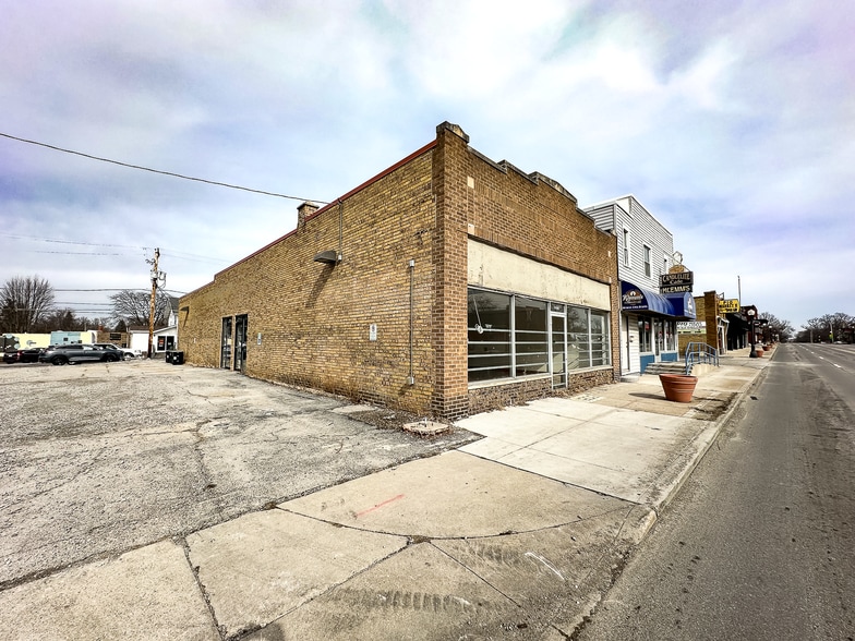 More Photos Of 1205 E State Blvd, Fort Wayne Flex For Lease