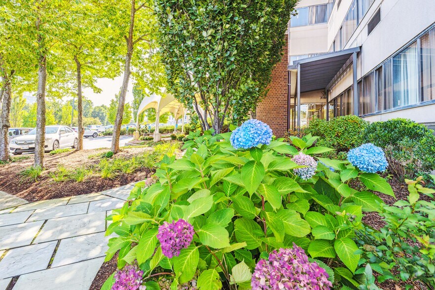 More Photos Of 1 State St, Providence Office For Lease