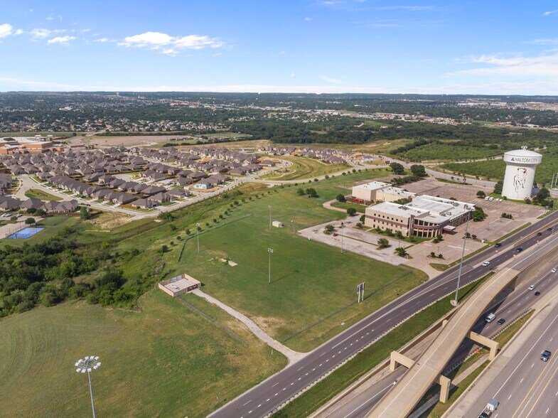 More Photos Of 4805 NE Loop 820, Fort Worth Land For Sale