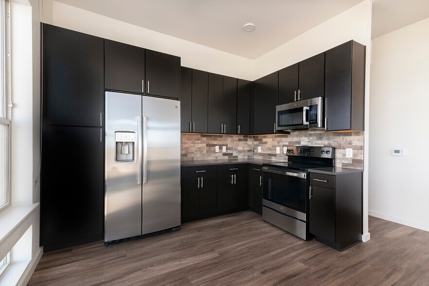 More Photos Of 270 E Flatiron Crossing Dr, Broomfield Apartments For Lease