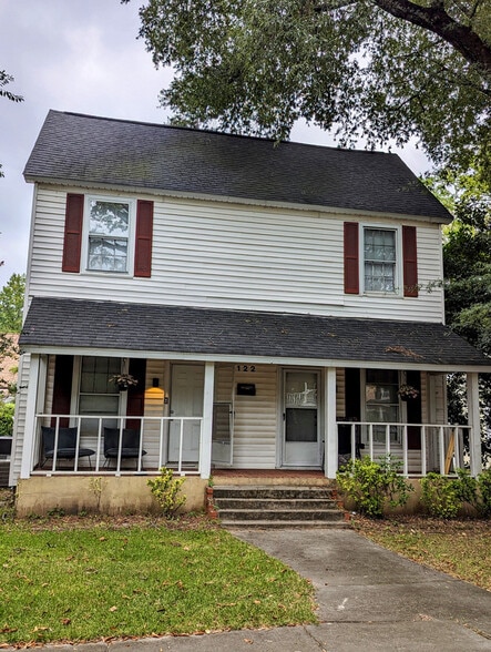 More Photos Of 302 Picadilly St, Columbia Specialty For Sale