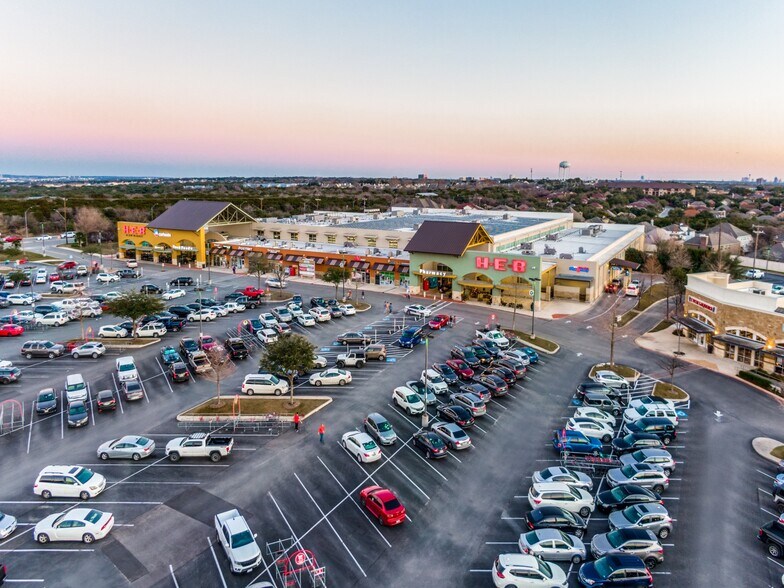 More Photos Of 8503 NW Military Hwy, San Antonio Unknown For Lease