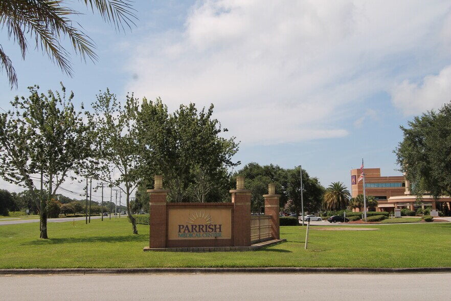 More Photos Of 561 N Washington Ave, Titusville Land For Sale