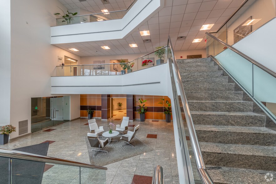 More Photos Of 35 Village Rd, Middleton Office For Lease