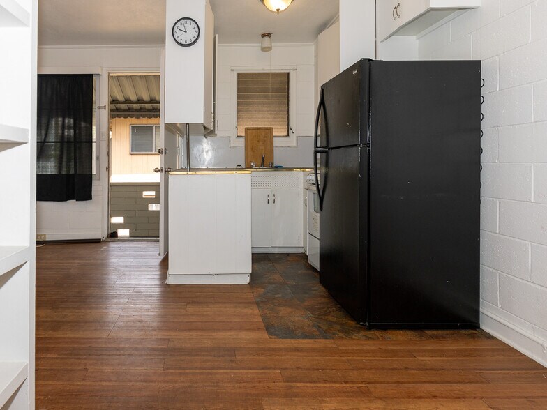 More Photos Of 1213 Matlock Ave, Honolulu Apartments For Sale