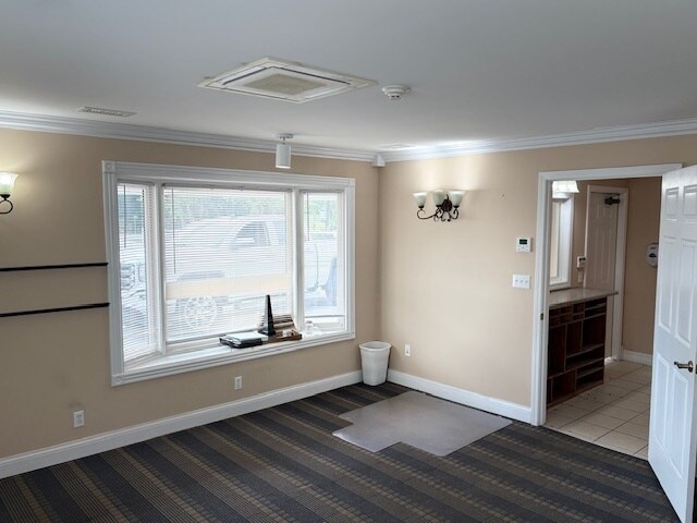 More Photos Of 1302 Old Elizabethtown Rd, Hodgenville Flex For Sale