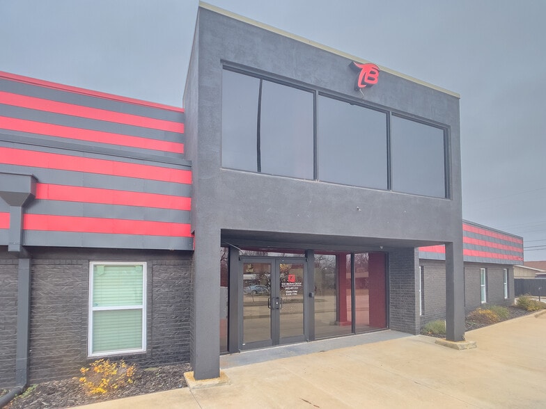 More Photos Of 6001 Nw Expressway, Oklahoma City Office For Sale