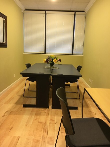 More Photos Of 17000 Preston Rd, Dallas Office For Lease