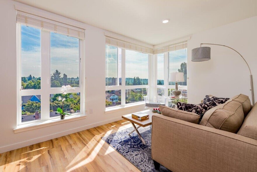 More Photos Of 7016 15th Ave NW, Seattle Apartments For Lease