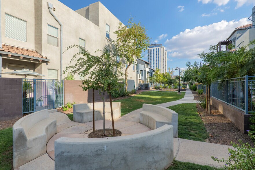 More Photos Of 610 E Roosevelt St, Phoenix Storefront Retail Residential For Sale