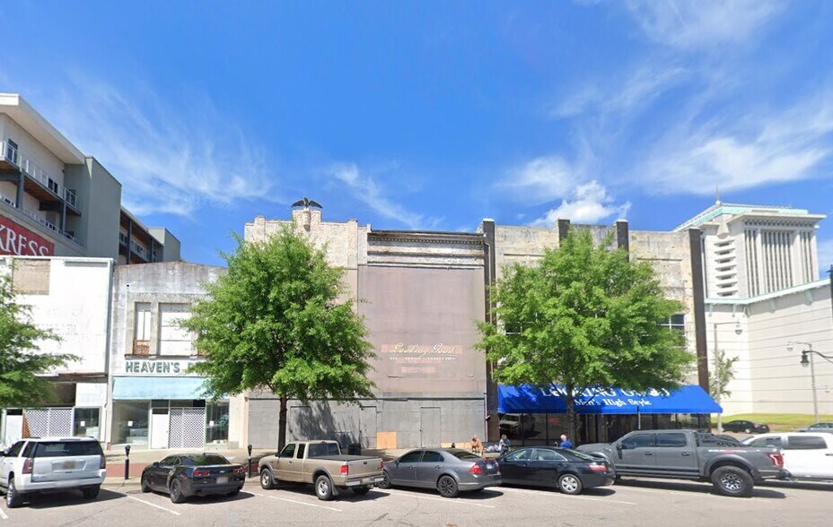 More Photos Of 61-67 Dexter Ave, Montgomery Freestanding For Lease