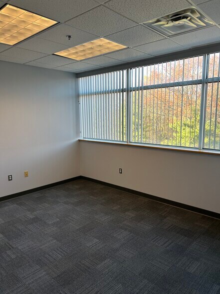 More Photos Of Route 31 N @ Denow Rd, Hopewell Unknown For Lease