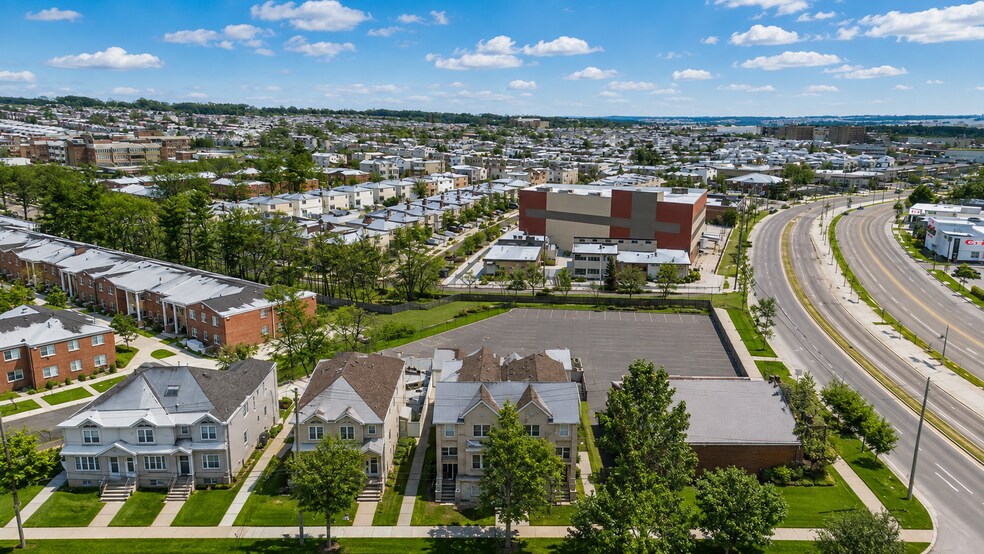 More Photos Of 1330-1332 Rockland Ave, Staten Island Medical For Sale