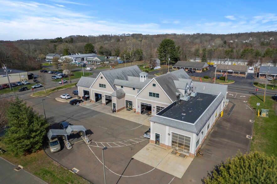 More Photos Of 2381 Foxon Rd, North Branford Carwash For Sale