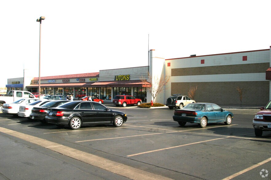 More Photos Of 650-660 S Wadsworth Blvd, Lakewood General Retail For Lease