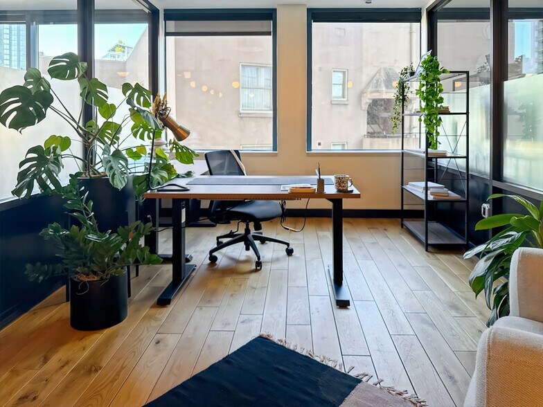 More Photos Of 1601 5th Ave, Seattle Coworking Space