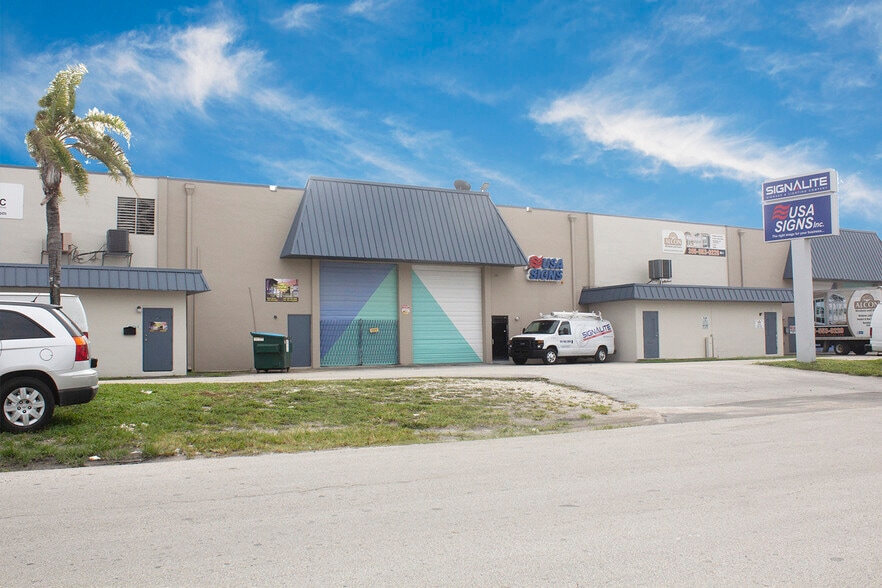 More Photos Of 7301-7325 NW 46th St, Miami Warehouse For Lease