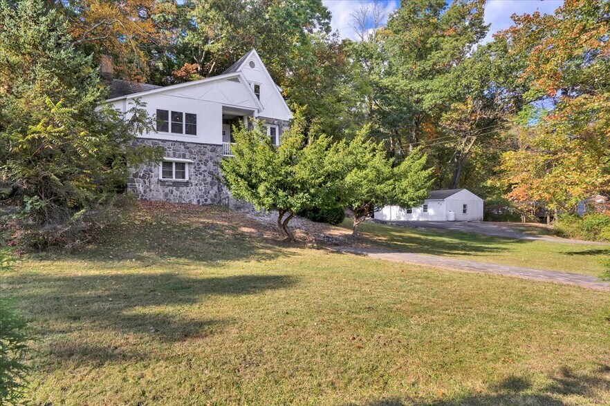 More Photos Of 5951 Milford Rd, East Stroudsburg Specialty For Sale