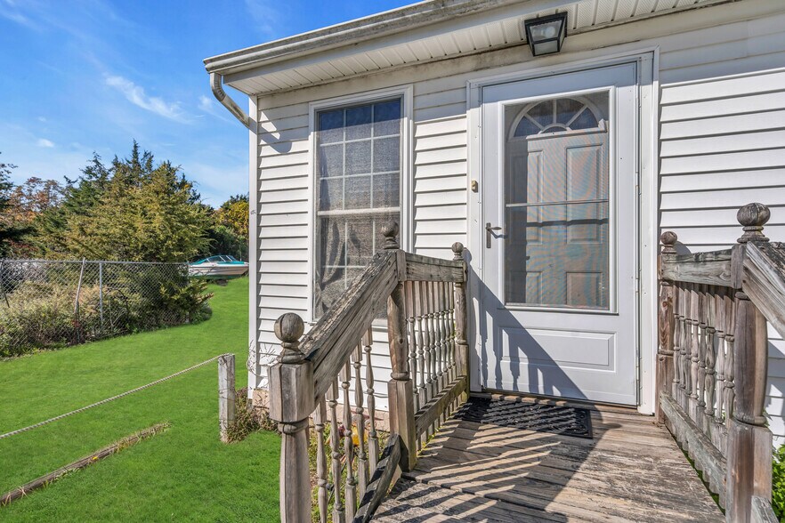 More Photos Of 387 Route 9, Eagleswood Township General Retail For Sale