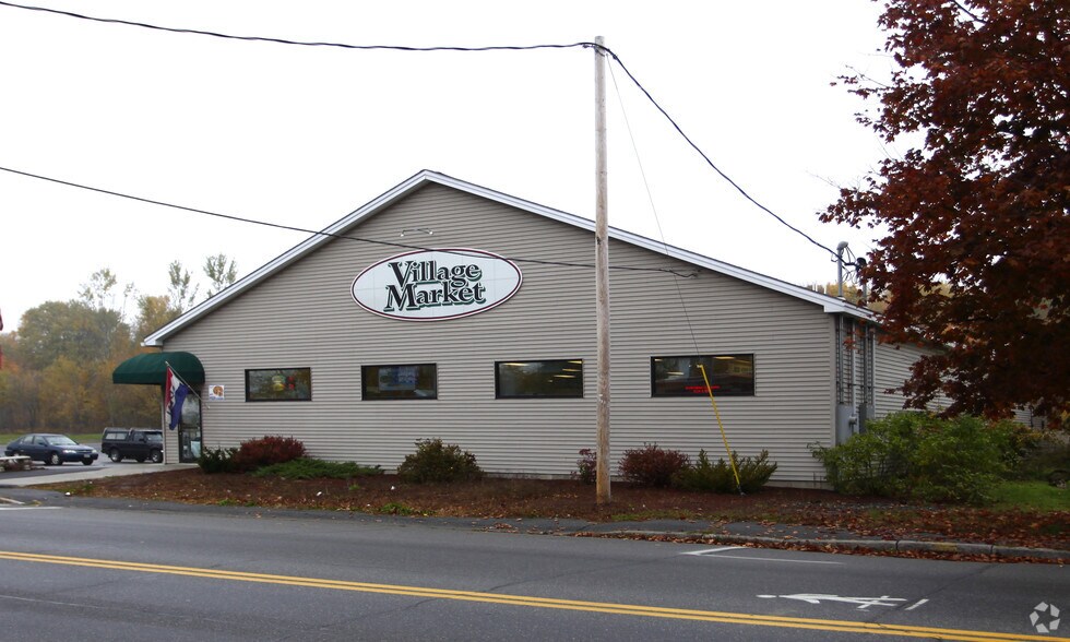 More Photos Of 95 Main St, Fairfield Supermarket For Sale