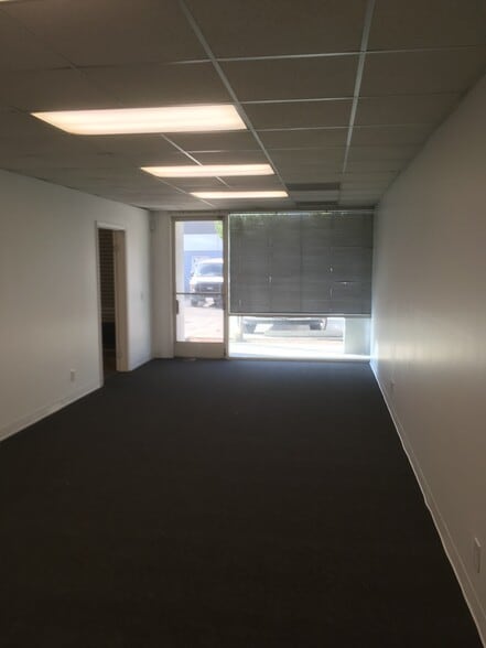 More Photos Of 11160 Hindry Ave, Los Angeles Warehouse For Lease