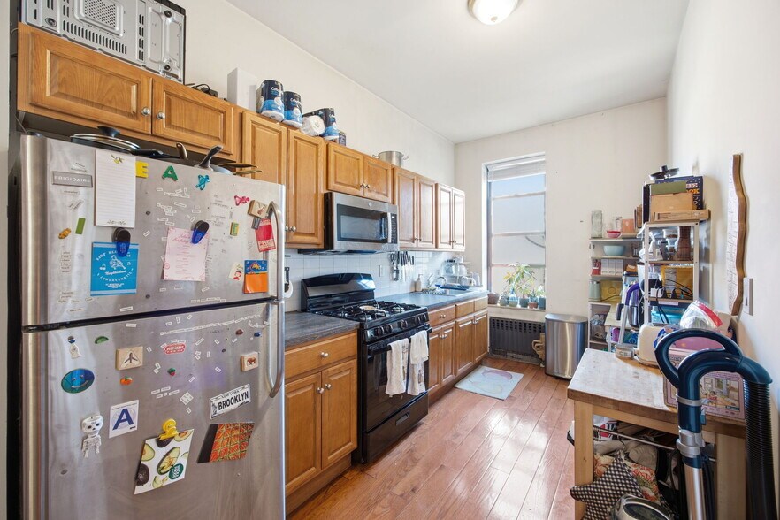 More Photos Of 513 Grand St, Brooklyn Storefront Retail Residential For Sale