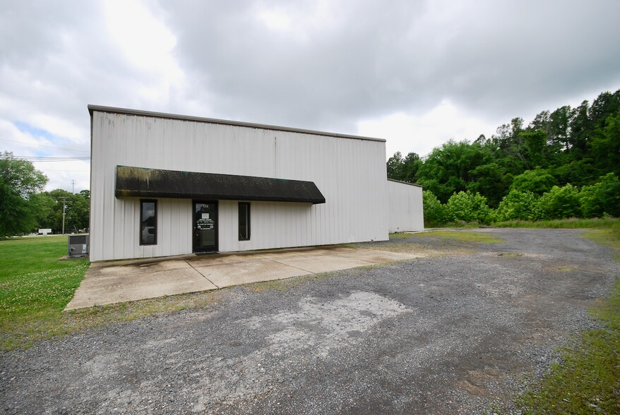 More Photos Of 139-165 Conalco Dr, Jackson Warehouse For Lease