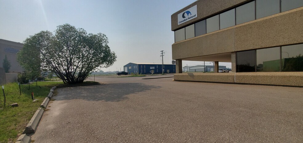 More Photos Of 5201 44 St, Bonnyville Industrial For Sale