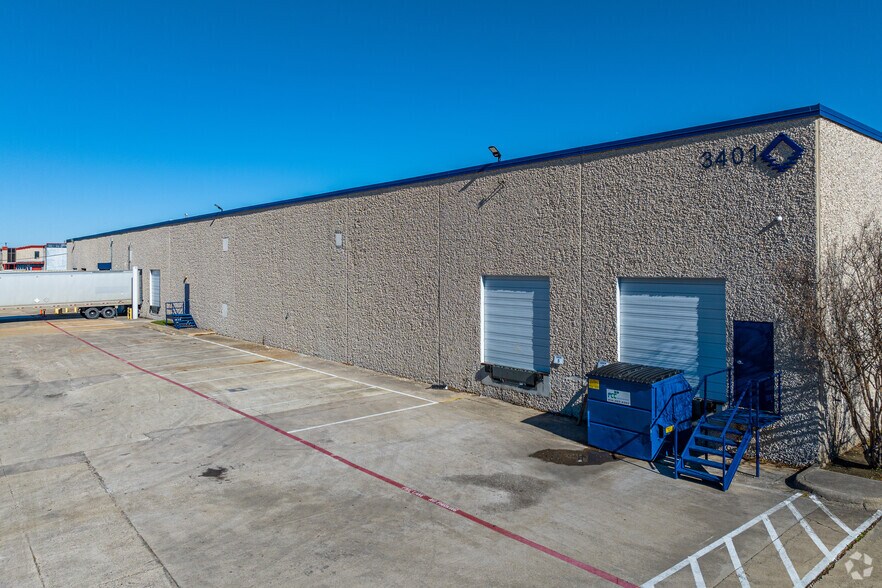 More Photos Of 3401 Garden Brook Dr, Farmers Branch Manufacturing For Lease