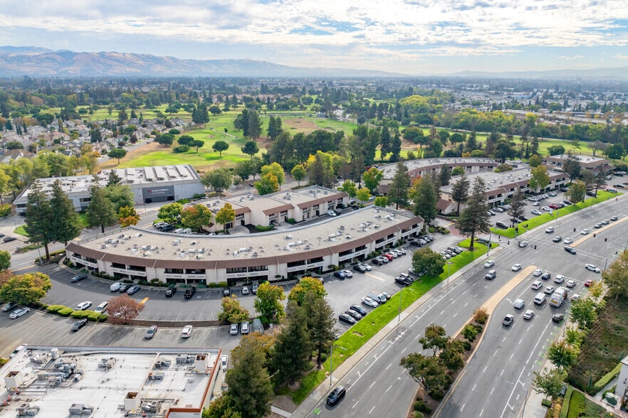 More Photos Of 1580 Oakland Rd, San Jose Unknown For Lease