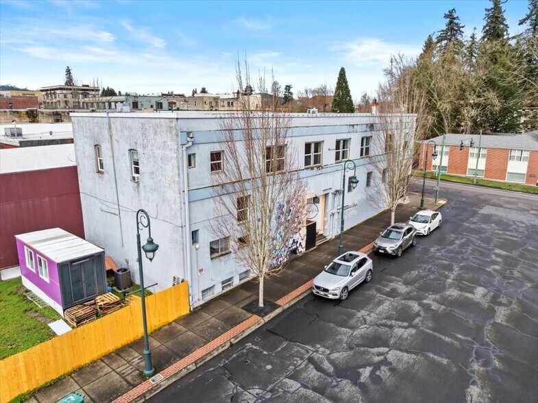 More Photos Of 2038 Pacific Ave, Forest Grove Storefront Retail Office For Sale