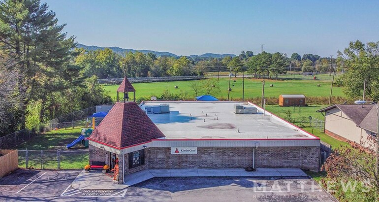 More Photos Of 3053 Staffordshire Blvd, Powell Daycare Center For Sale