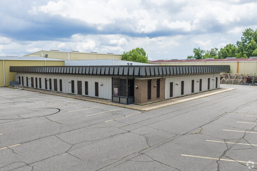 More Photos Of 2830 Breard St, Monroe Office For Sale