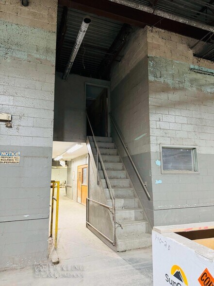 More Photos Of 139 Benjamin Hill Dr, Fitzgerald Warehouse For Sale