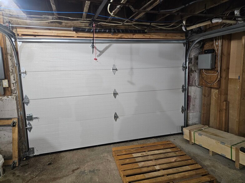More Photos Of 210 Broad St, Saint Georges Flex For Lease