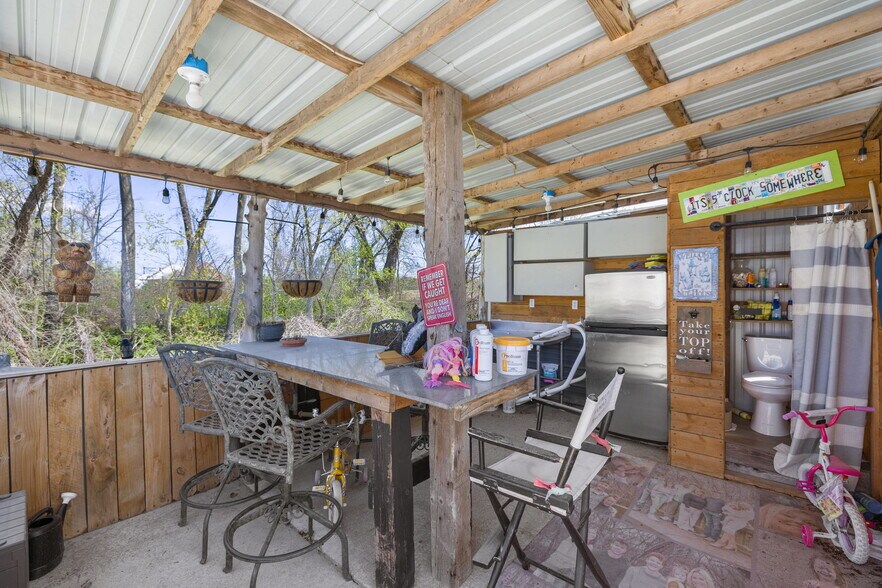 More Photos Of 305 N Main St, Ste Genevieve Storefront Retail Residential For Sale