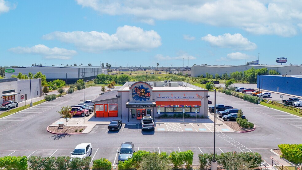More Photos Of 1411 W Expressway 83, Weslaco Restaurant For Sale