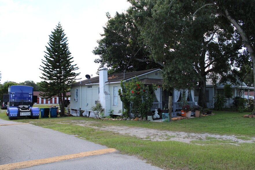 More Photos Of , Lake Wales Office For Sale