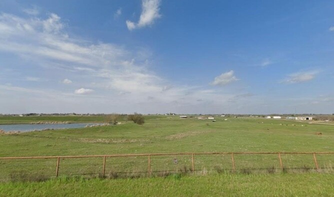 More Photos Of 600 County Road 405, Taylor Land For Sale