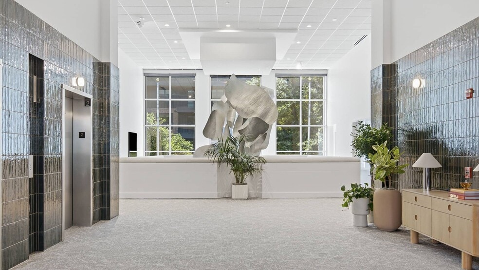 More Photos Of 7600 Burnet Rd, Austin Office For Lease