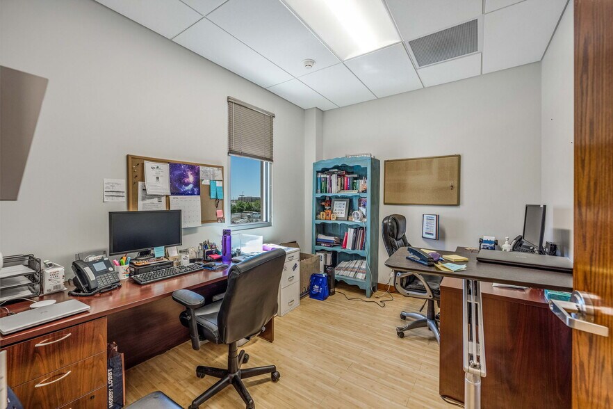 More Photos Of 4401 E Lohman Ave, Las Cruces Medical For Sale