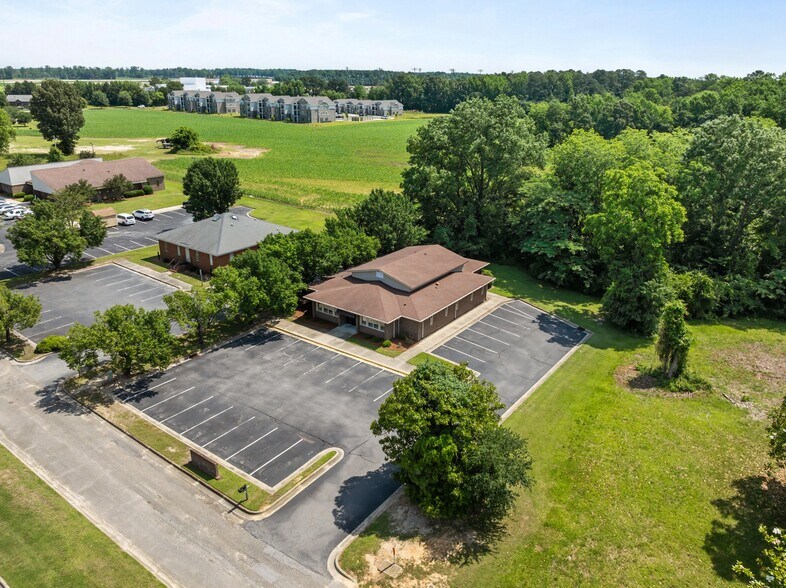 More Photos Of 2503 N Queen St, Kinston Medical For Sale