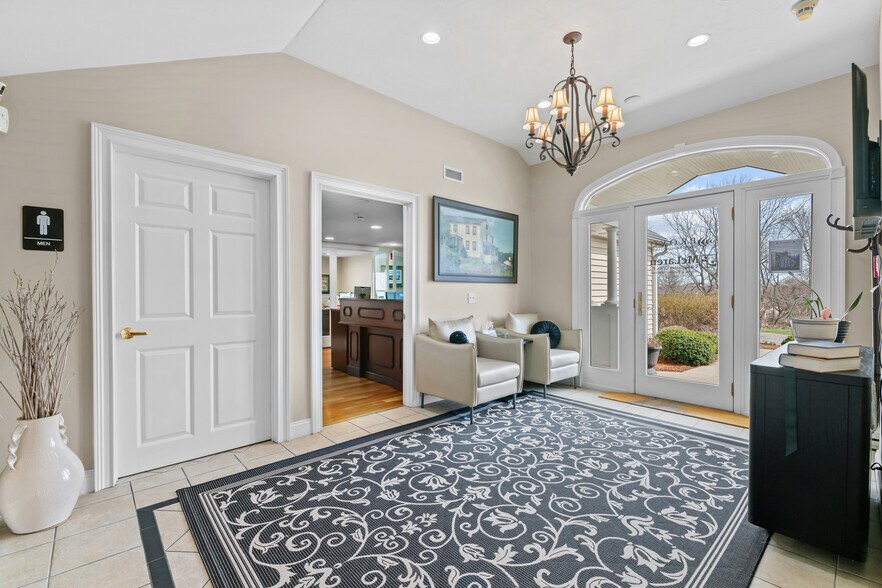 More Photos Of 385 South St, Shrewsbury Office For Sale