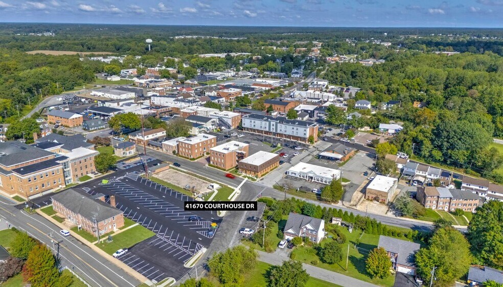 More Photos Of 41670 Courthouse Dr, Leonardtown Office For Sale