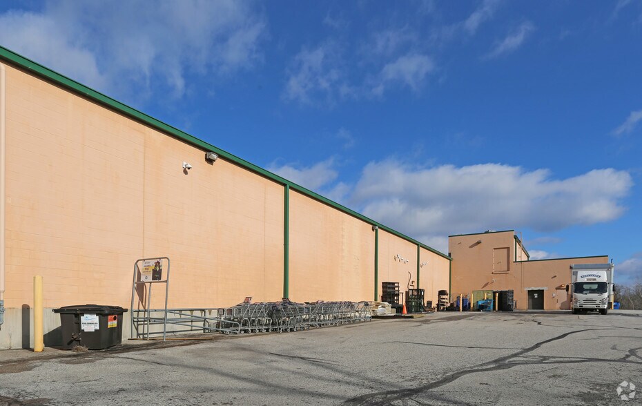 More Photos Of 5878 Harrison Ave, Cincinnati Storefront For Sale