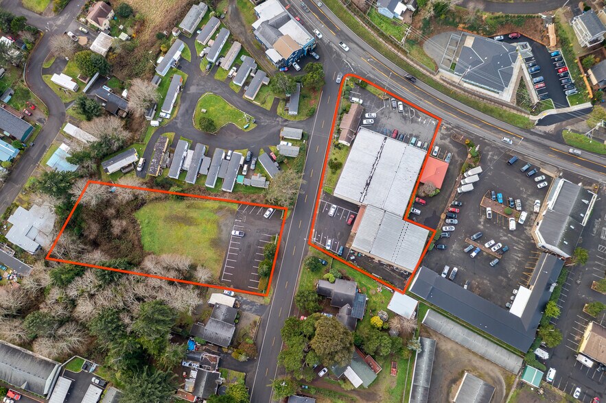 More Photos Of 3128 Ne Highway 101, Lincoln City Storefront For Sale