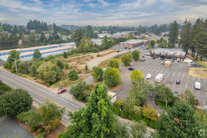 5775 Commercial St, Salem, OR 97306 Retail For Lease