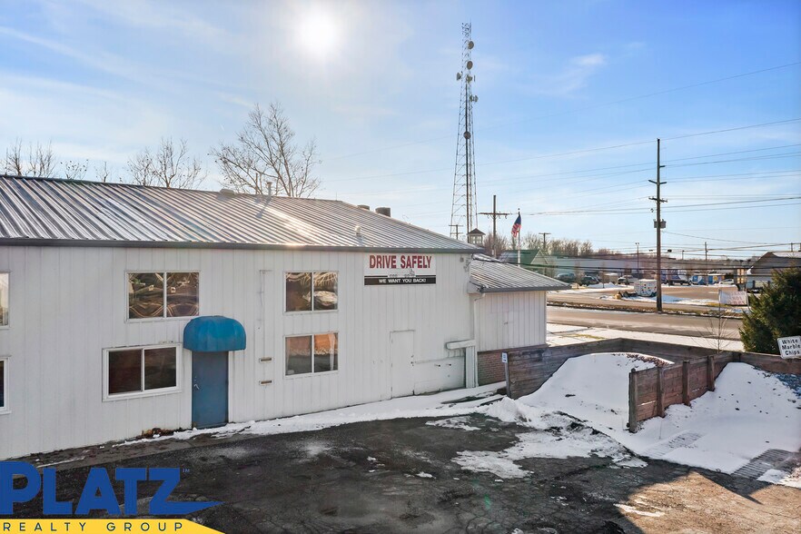 More Photos Of 8063 Southern Blvd, Youngstown Warehouse For Lease