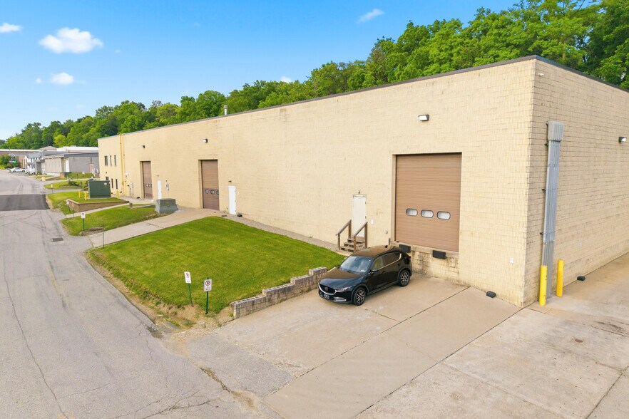 More Photos Of 111 Terence Dr, Pittsburgh Warehouse For Sale